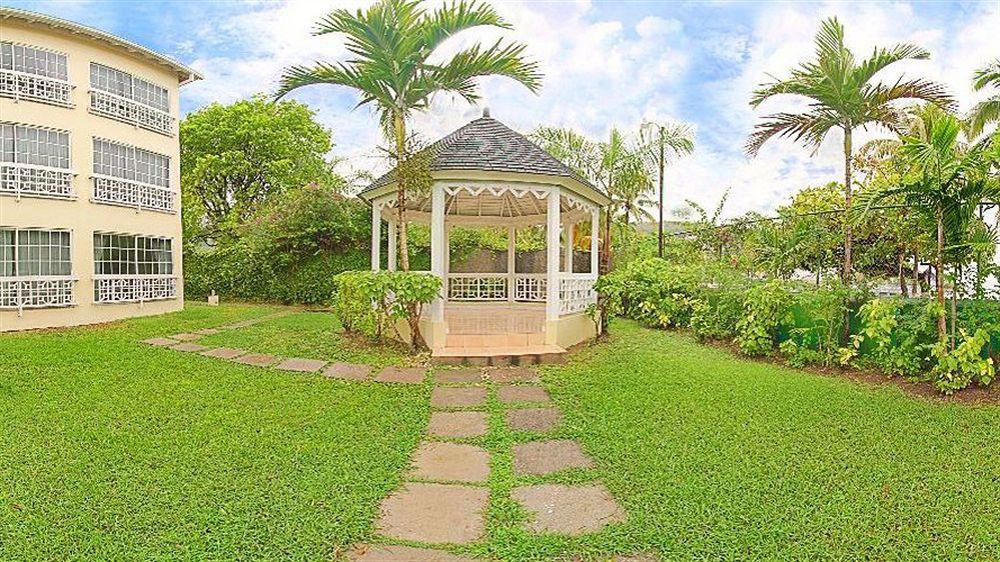 Rooms On The Beach Ocho Rios Exterior photo